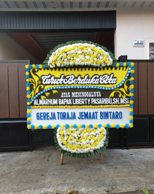 Papan Bunga Duka di Lubuk Sikarah