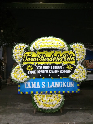Papan Bunga Duka di Lubuk Sikarah
